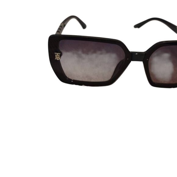 Fashion Checkered Pattern Black Frame Sunglasses - Picture 4 of 10